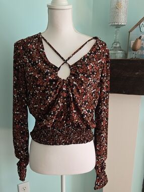 Ultra Flirt Floral Blouse Junior's Large